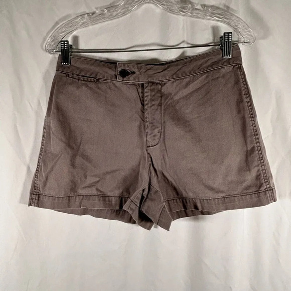 Old Navy Shorts Women's 6 Grey Button Zip 100% Cotton Mid Rise Rear Pockets - Picture 1 of 8